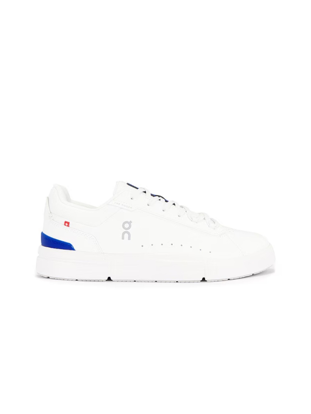 The Roger Advantage Tennis Shoe in White & Indigo